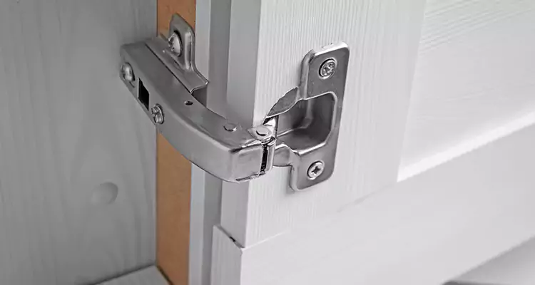 Shower Door Hinge Replacement in Parkland, FL