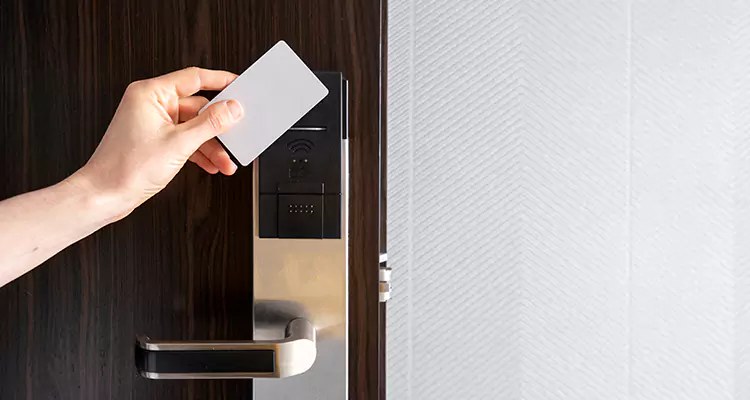 Why Choose Us for Hotel Keycard Lock Repair in Parkland, FL?