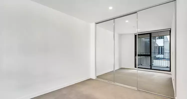 Why Homeowners Choose Us for Sliding Mirror Door Replacement in Parkland, FL