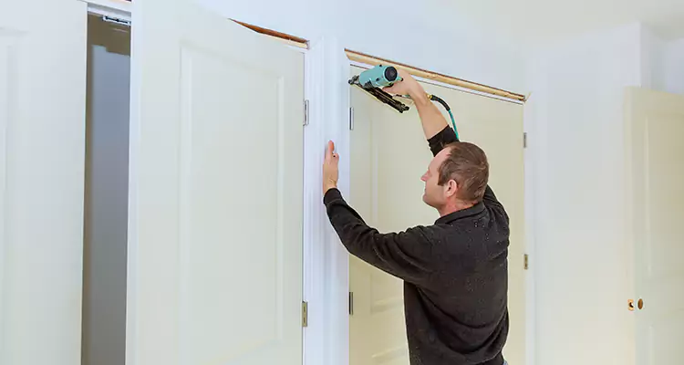Top Rated Door Fixing ServiceFixing Garage Door Track in Parkland, FL
