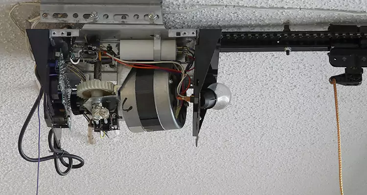 Garage Door Motor Replacement in Parkland, FL
