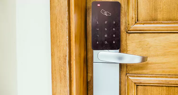 Keyless Hotel Door Locks Repair in Parkland, FL