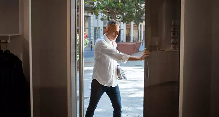 Track Cleaning and Repair for Stuck Doors in Parkland, FL
