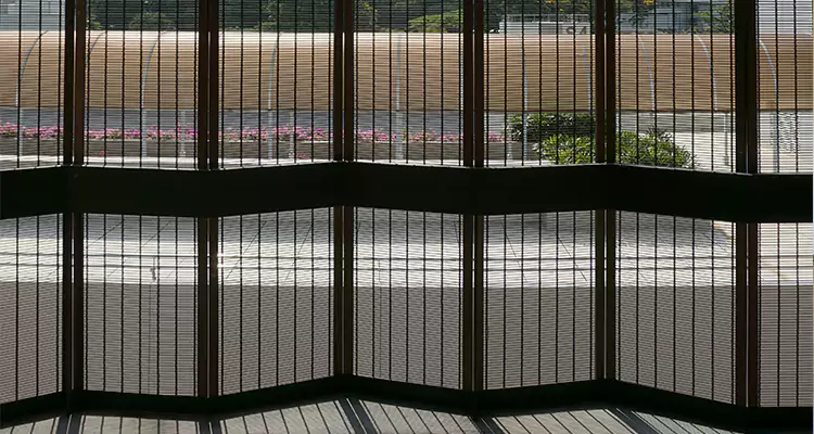 Front Screen Door Repair in Parkland, FL