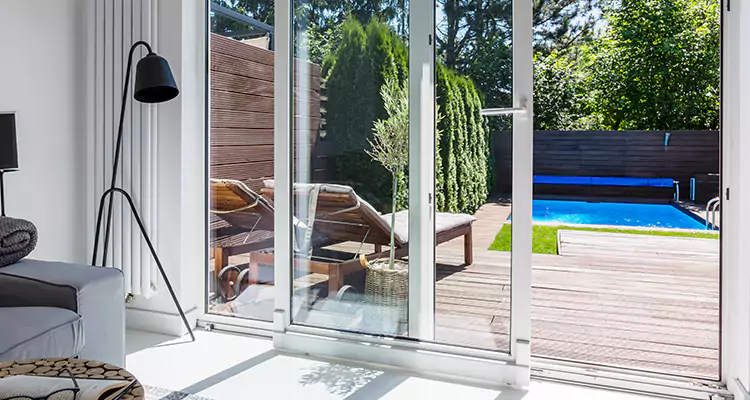 Fixing A Sliding Screen Door Roller in Parkland, FL