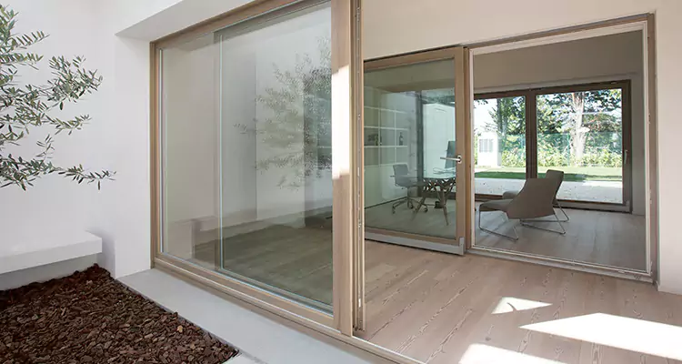 Sliding Screen Door Bottom Track Replacement in Parkland, FL